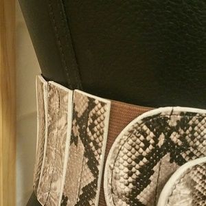 Accessories - "PYTHON LOVE" ELASTIC BELT Accessories - "PYTHON LOVE" ELASTIC BELT